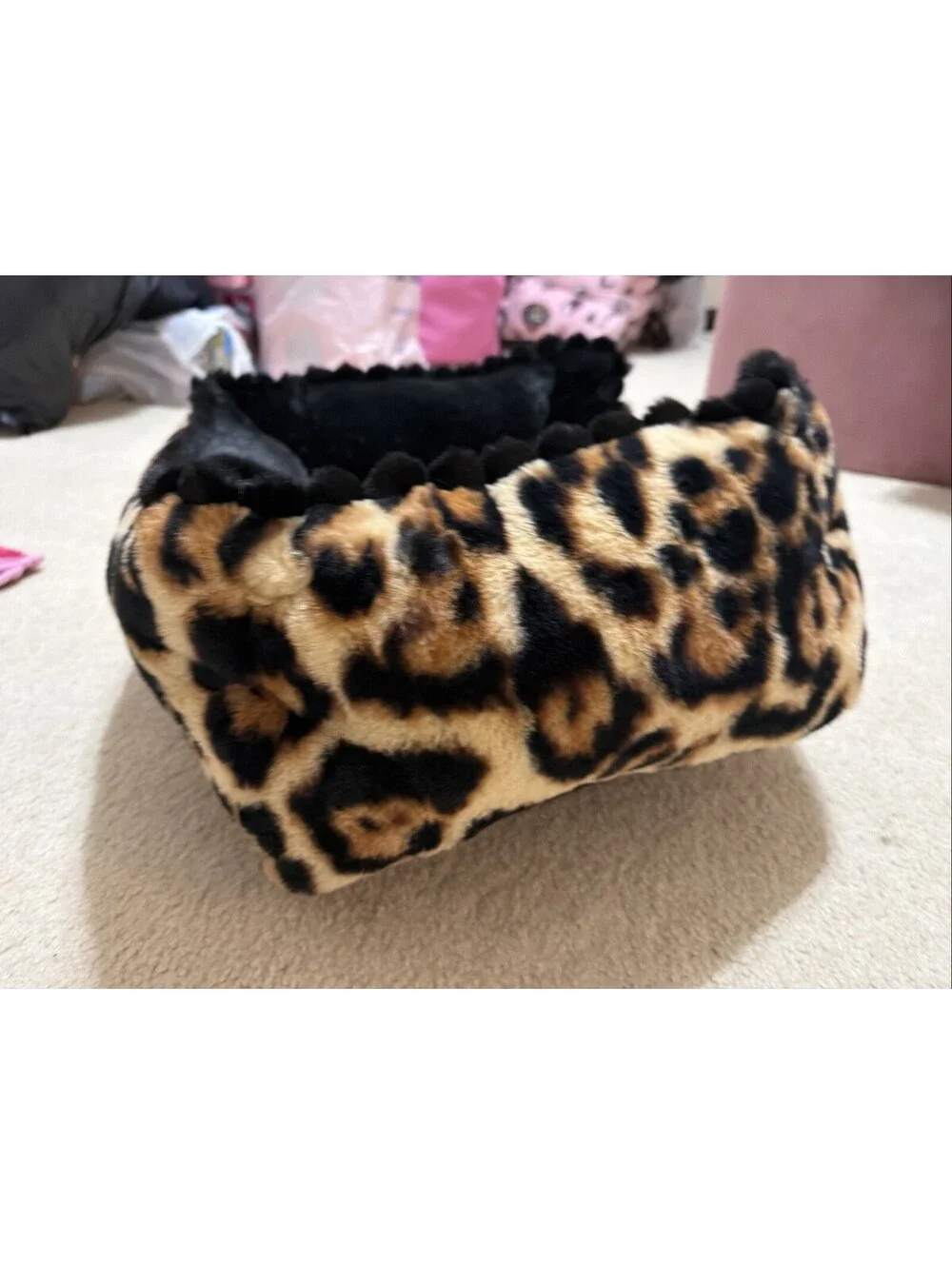 Ed Hardy Faux Fur Pet Cuddler Dog Bed Small S Leopard Print Cushioned